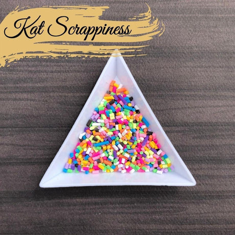 Triangle Embellishment Tray - 1 pk