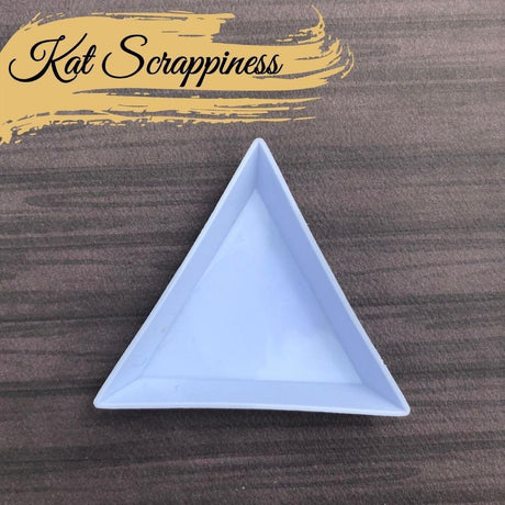 Triangle Embellishment Tray - 1 pk